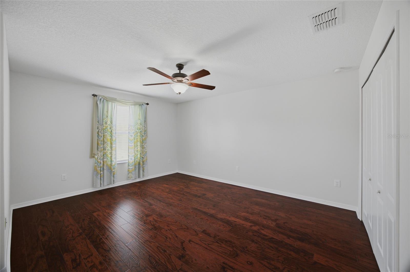 WORTHINGTON LOT 20 - Residential
