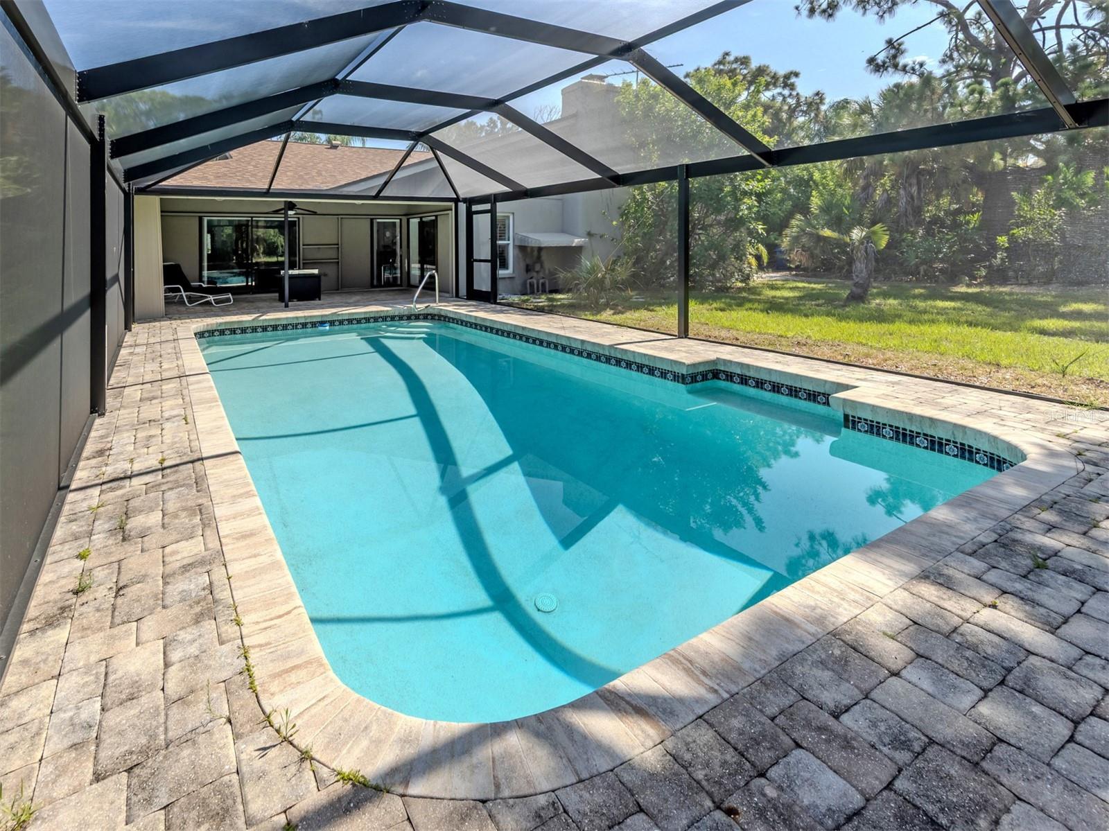 MISSION VALLEY ESTATE SEC A - Residential