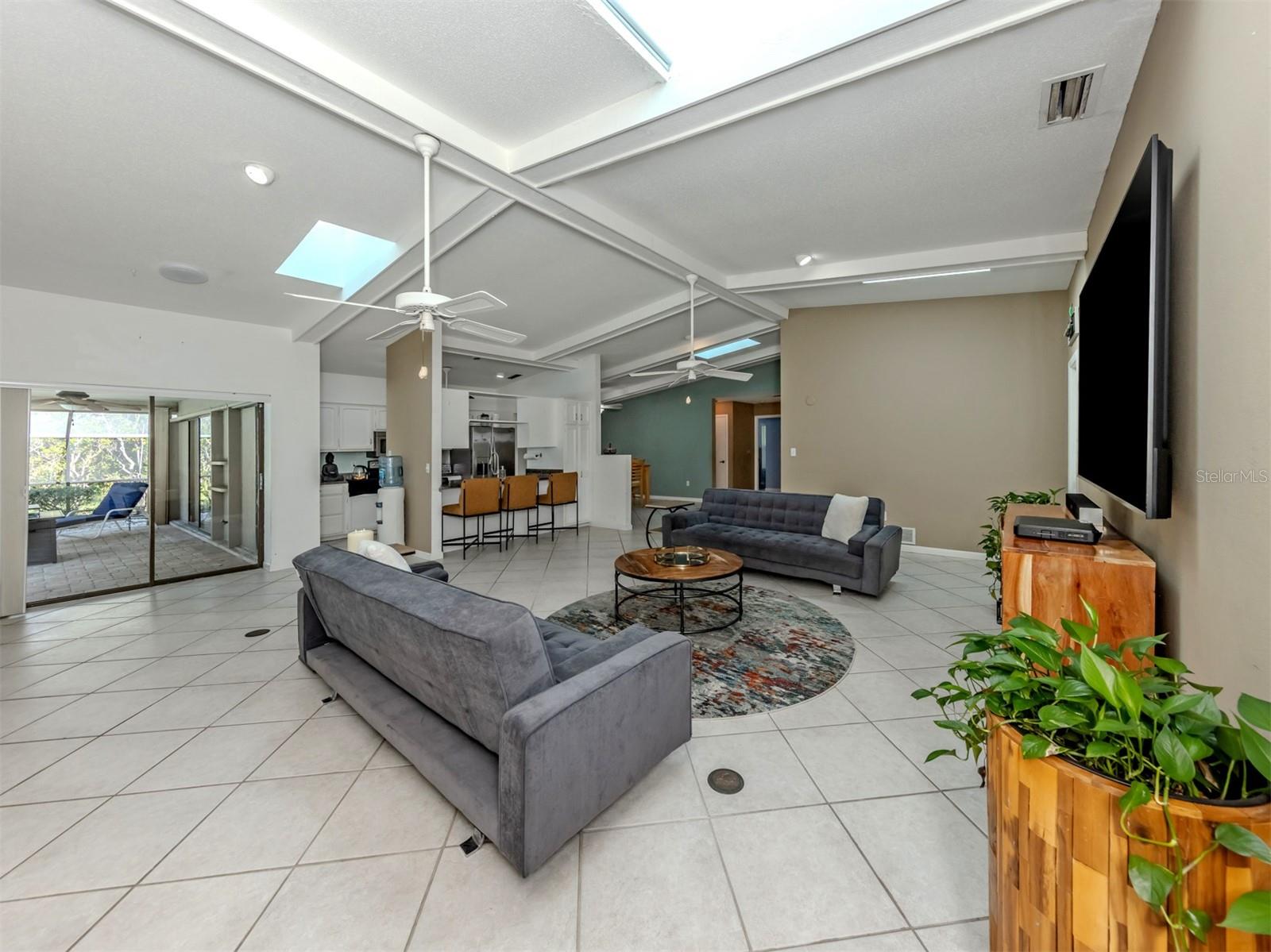 MISSION VALLEY ESTATE SEC A - Residential