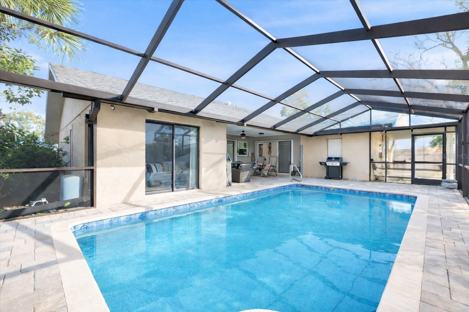 VENICE GARDENS - Residential