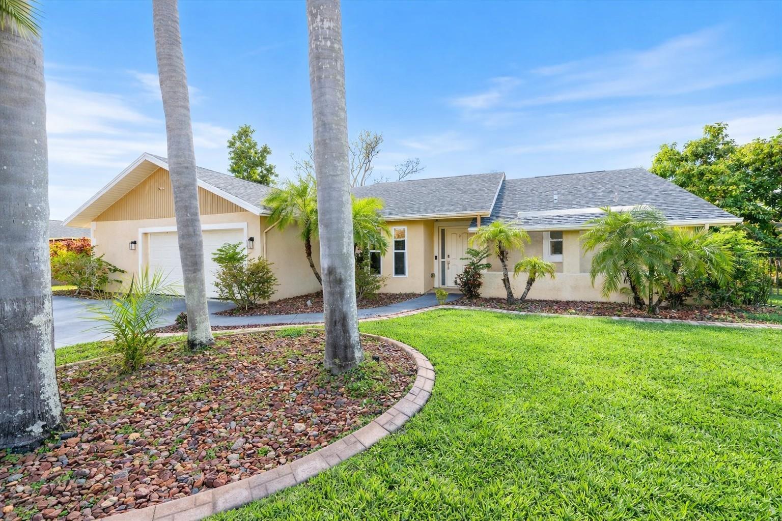VENICE GARDENS - Residential