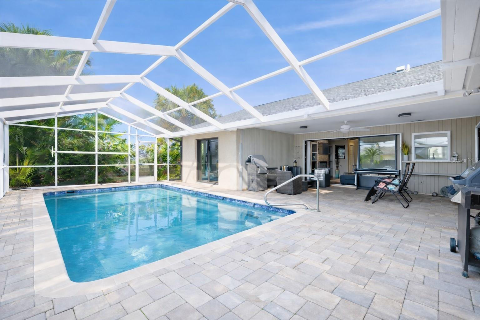 VENICE GARDENS - Residential