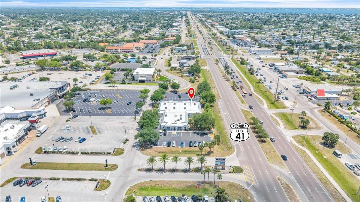 PROMENADES PROFESSIONAL CENTER - Commercial Lease