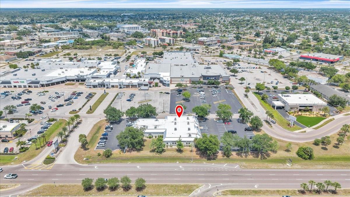 PROMENADES PROFESSIONAL CENTER - Commercial Lease