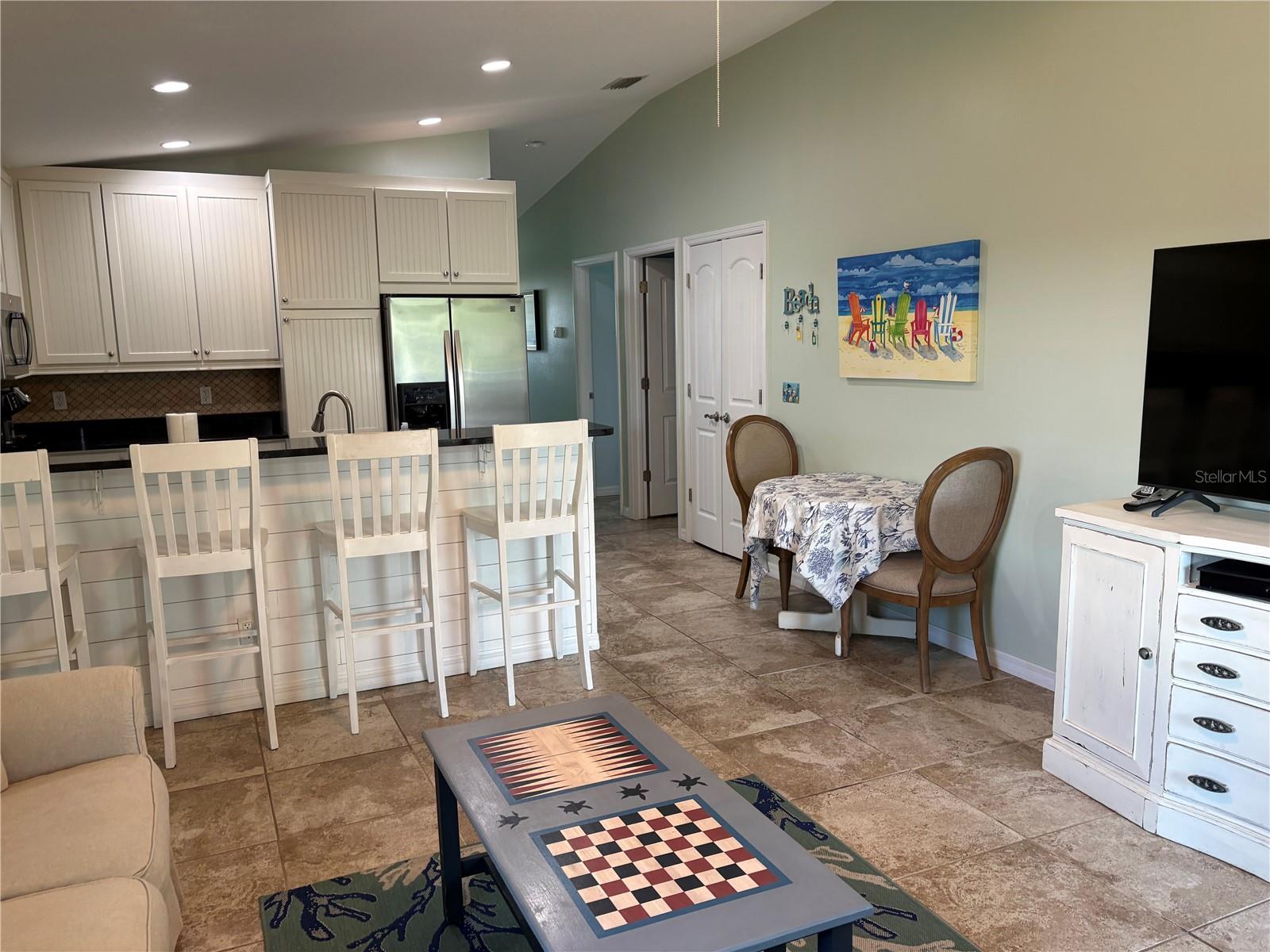 HOLMES BEACH 17TH UNIT - Residential