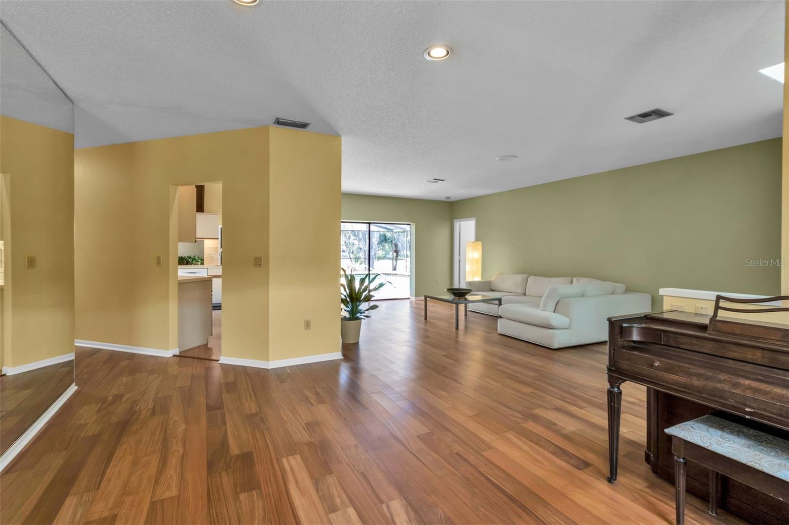 THE LANDINGS - Residential