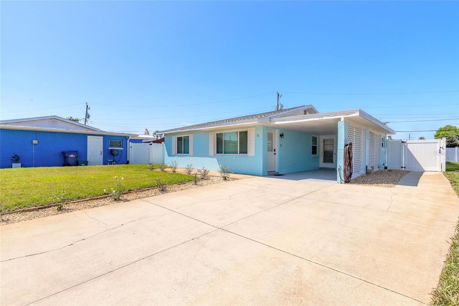 SUNNY SHORES - Residential