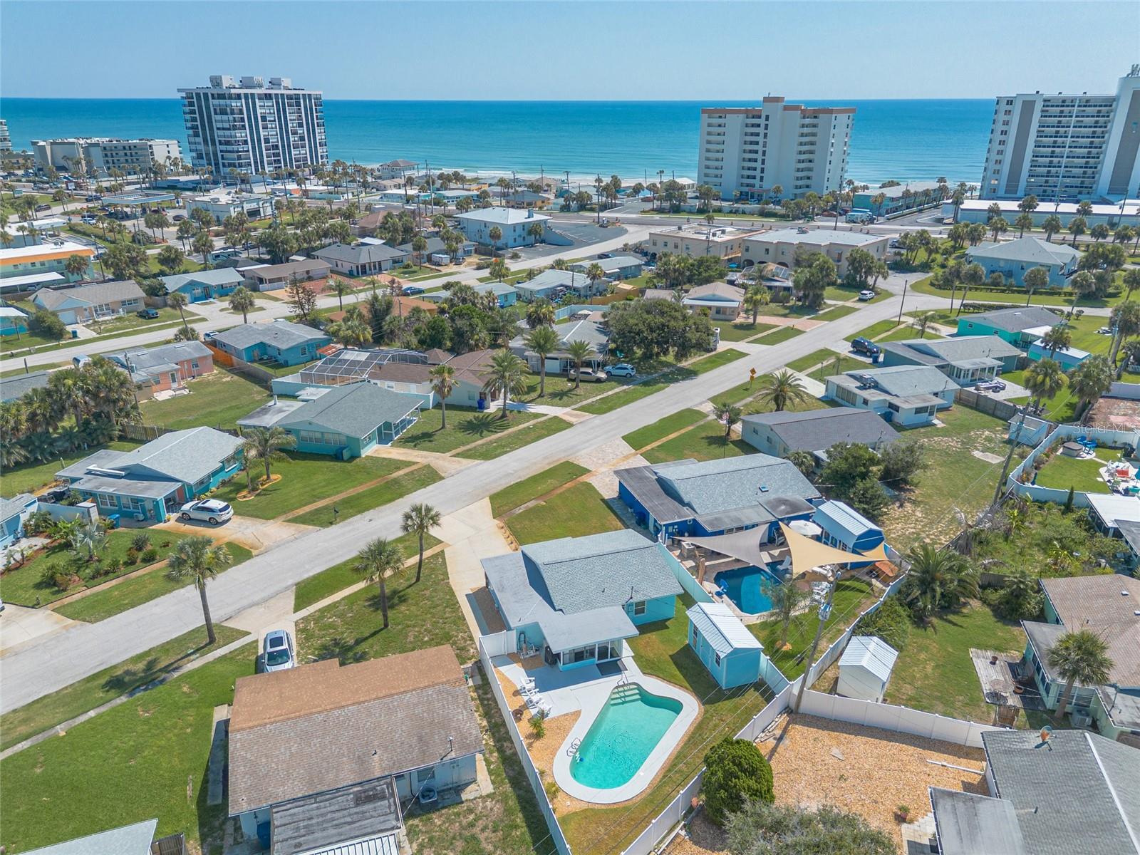 SUNNY SHORES - Residential
