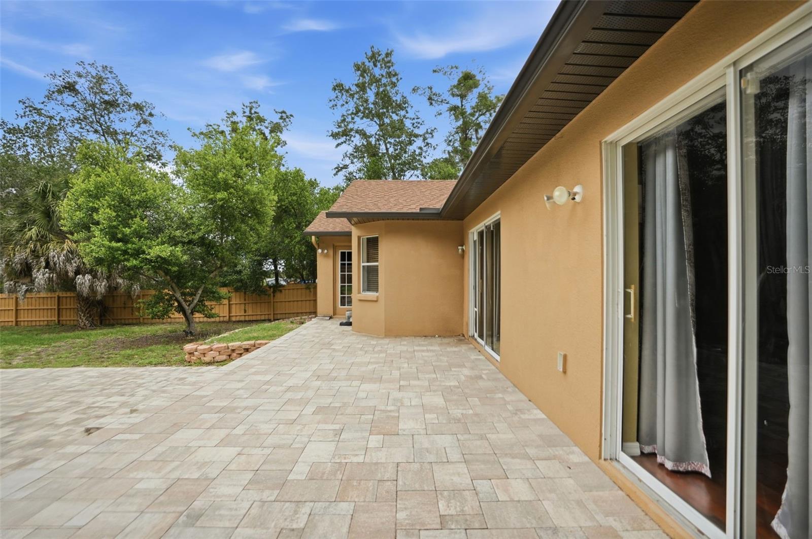 PINE GROVE - Residential
