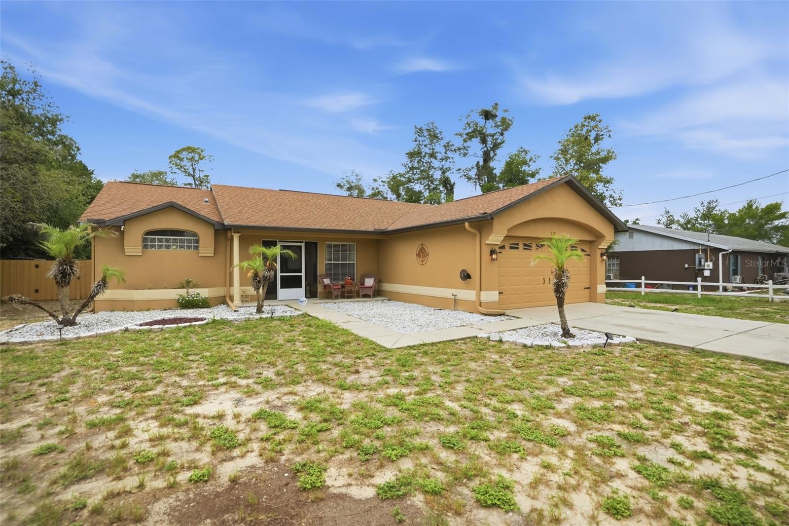 PINE GROVE - Residential