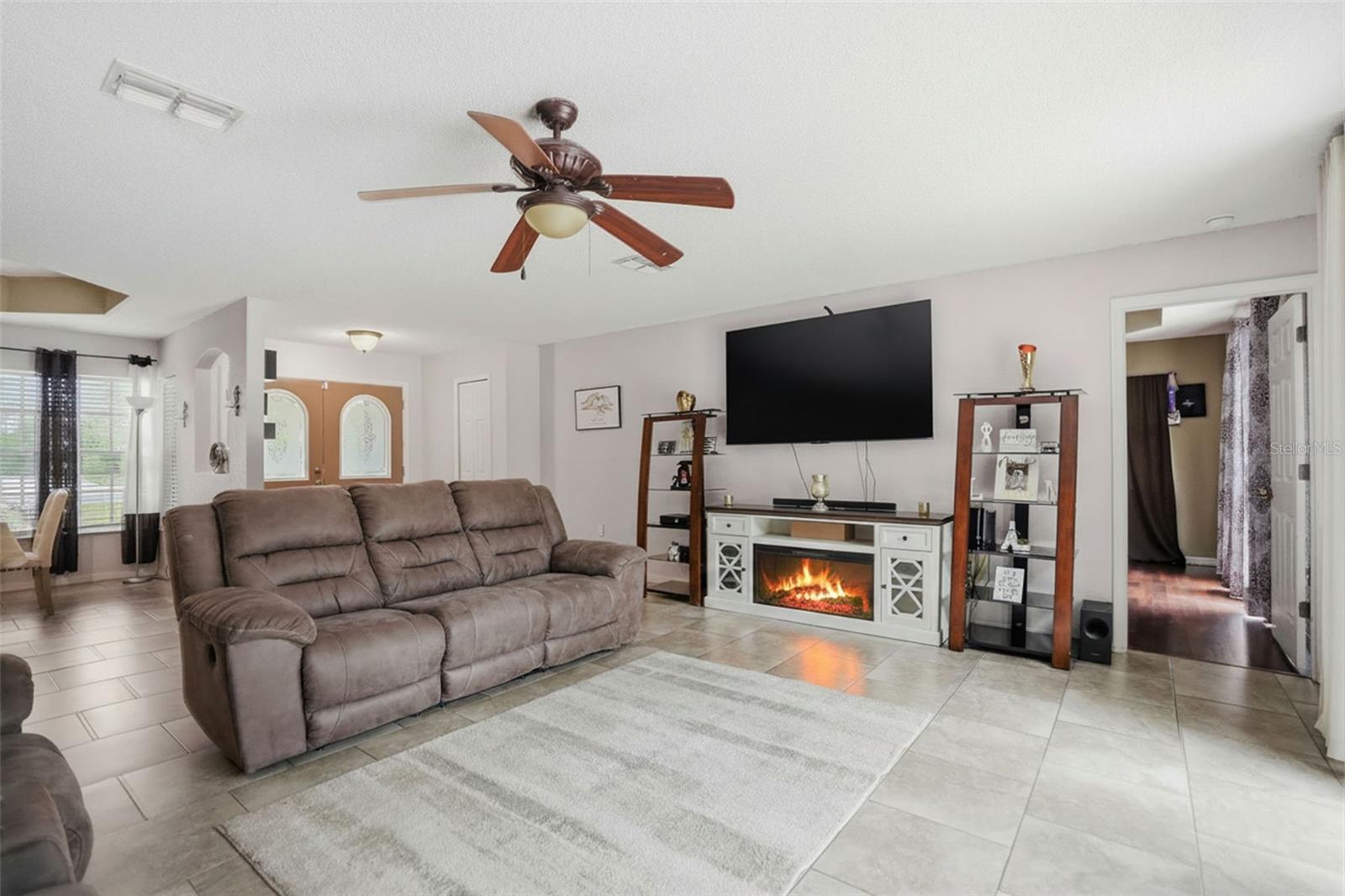 PINE GROVE - Residential