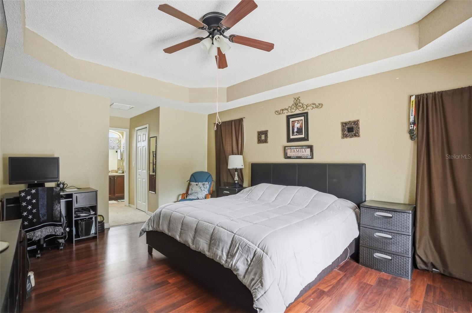 PINE GROVE - Residential