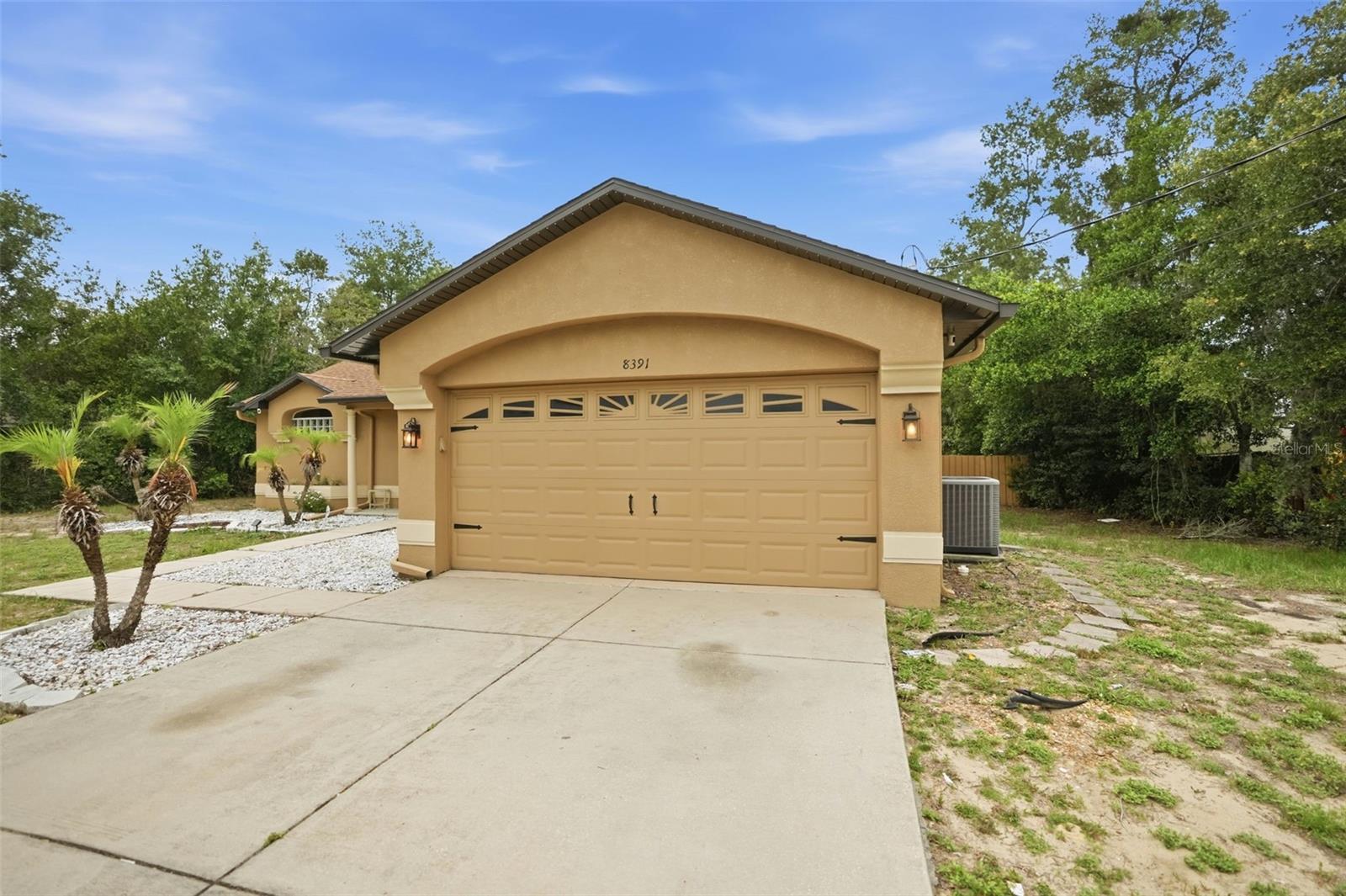 PINE GROVE - Residential