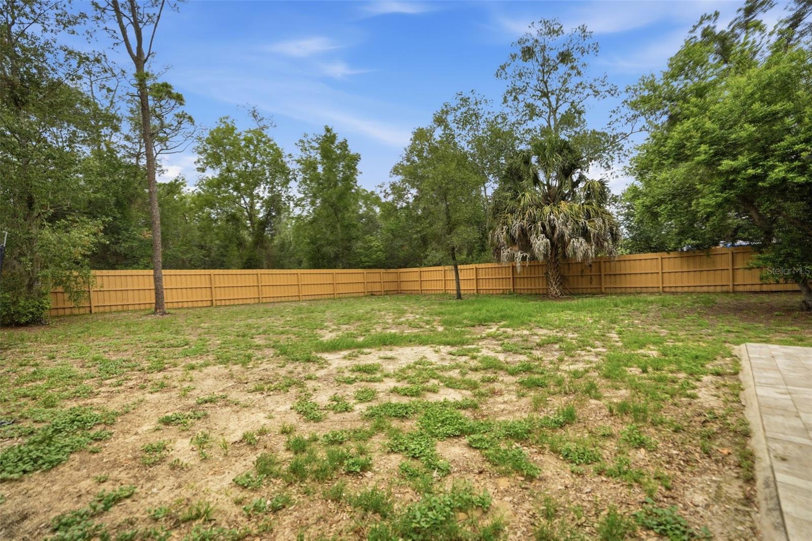 PINE GROVE - Residential