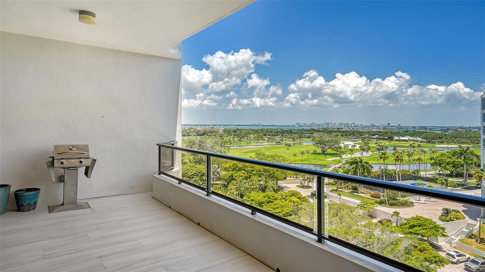SANCTUARY IV - Residential
