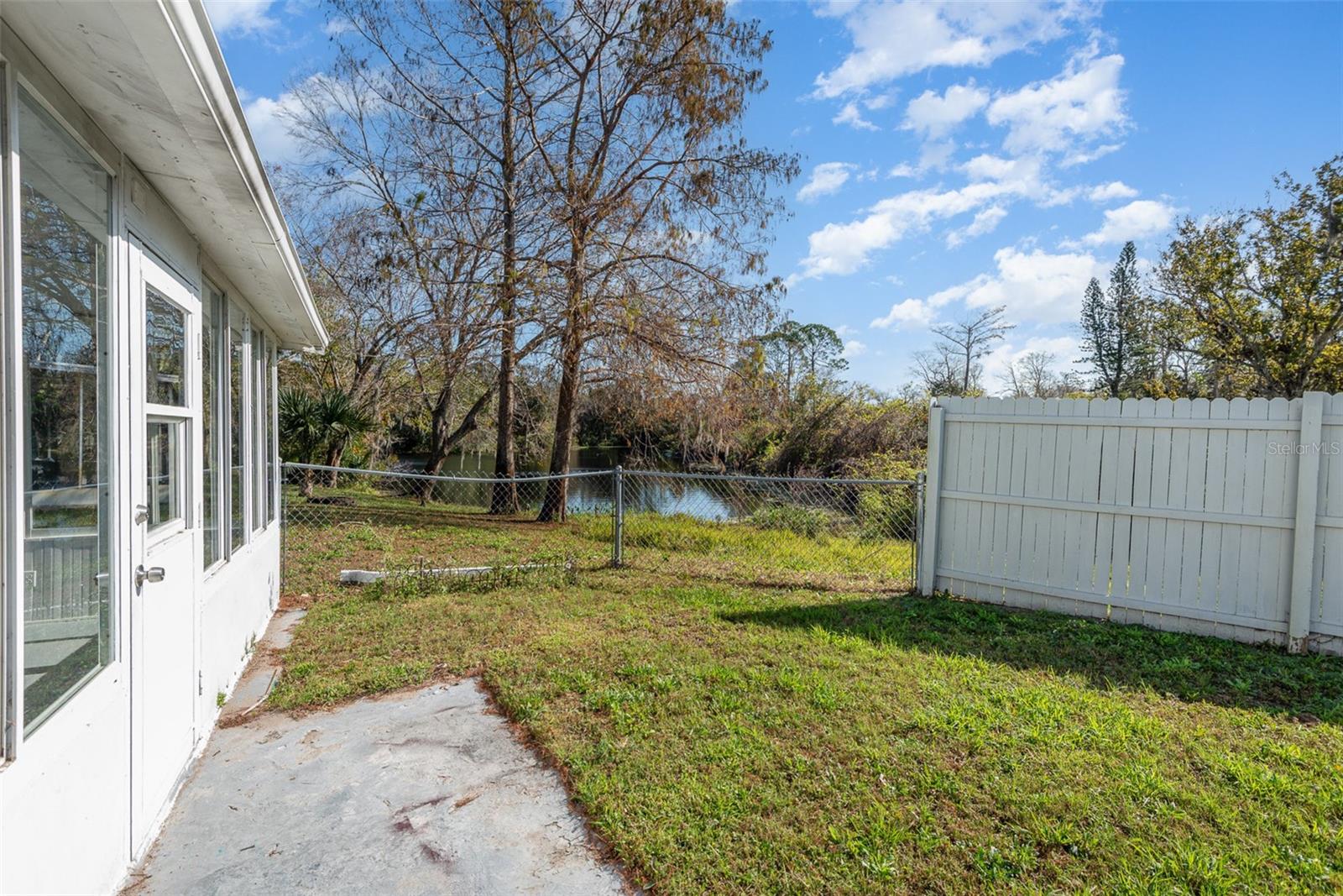 GROVES PH B - Residential Lease
