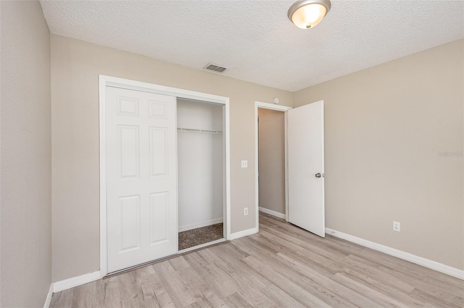 GROVES PH B - Residential Lease