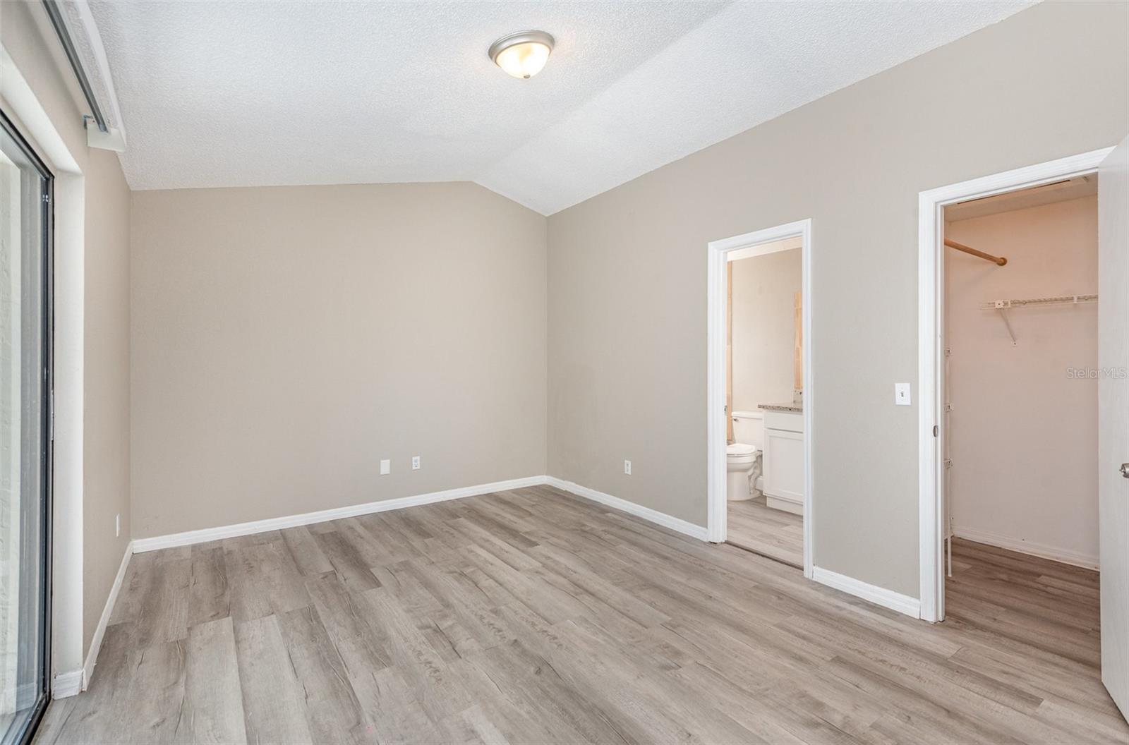 GROVES PH B - Residential Lease
