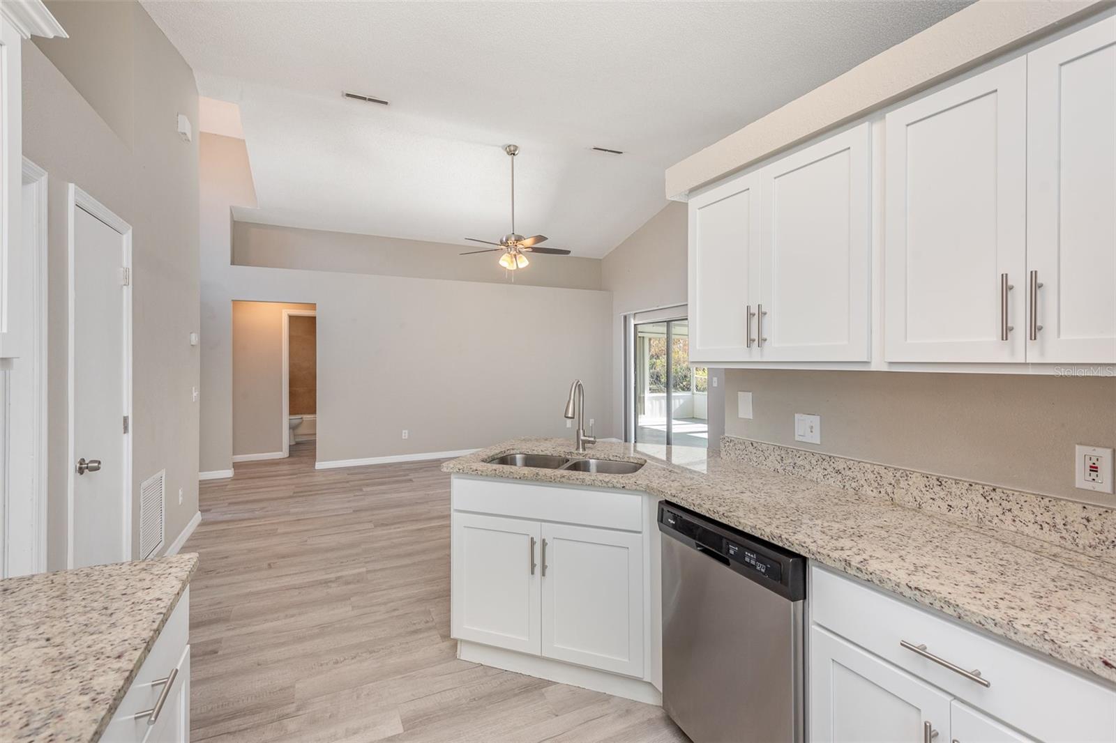 GROVES PH B - Residential Lease