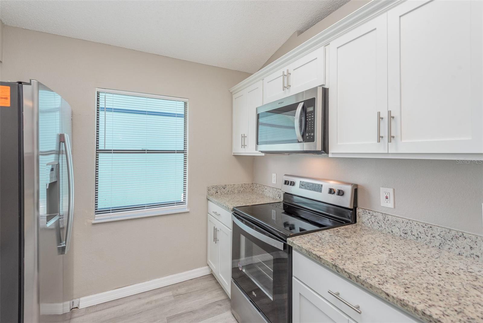 GROVES PH B - Residential Lease