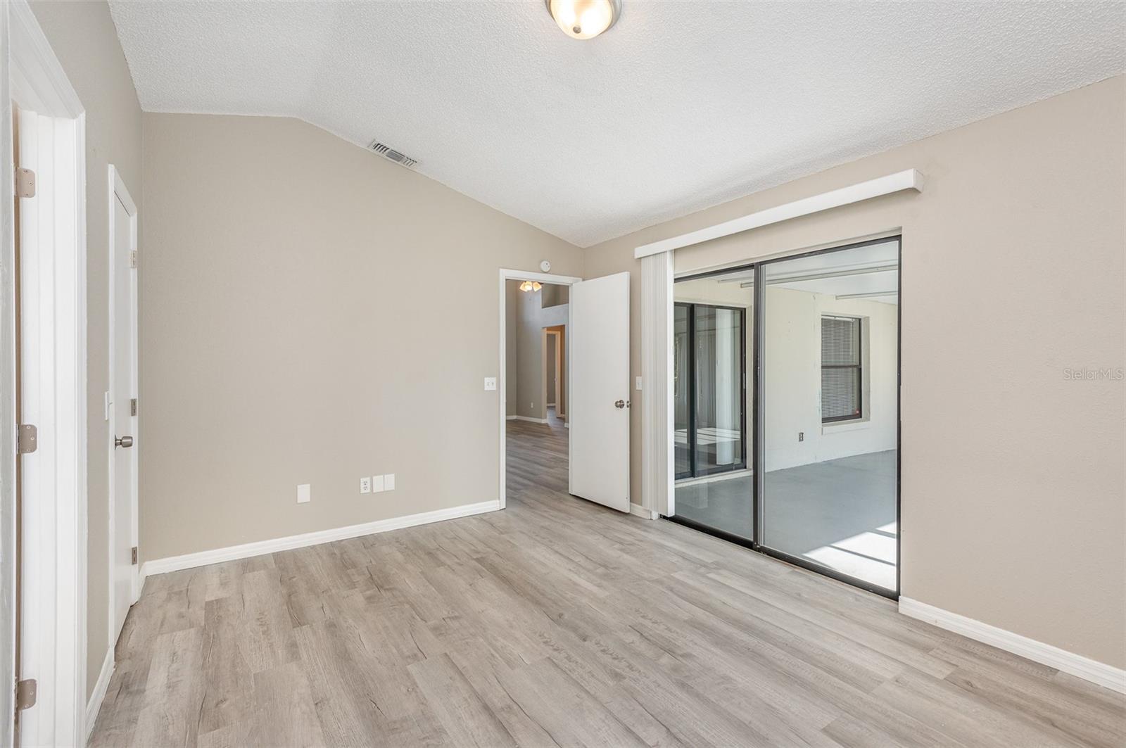 GROVES PH B - Residential Lease