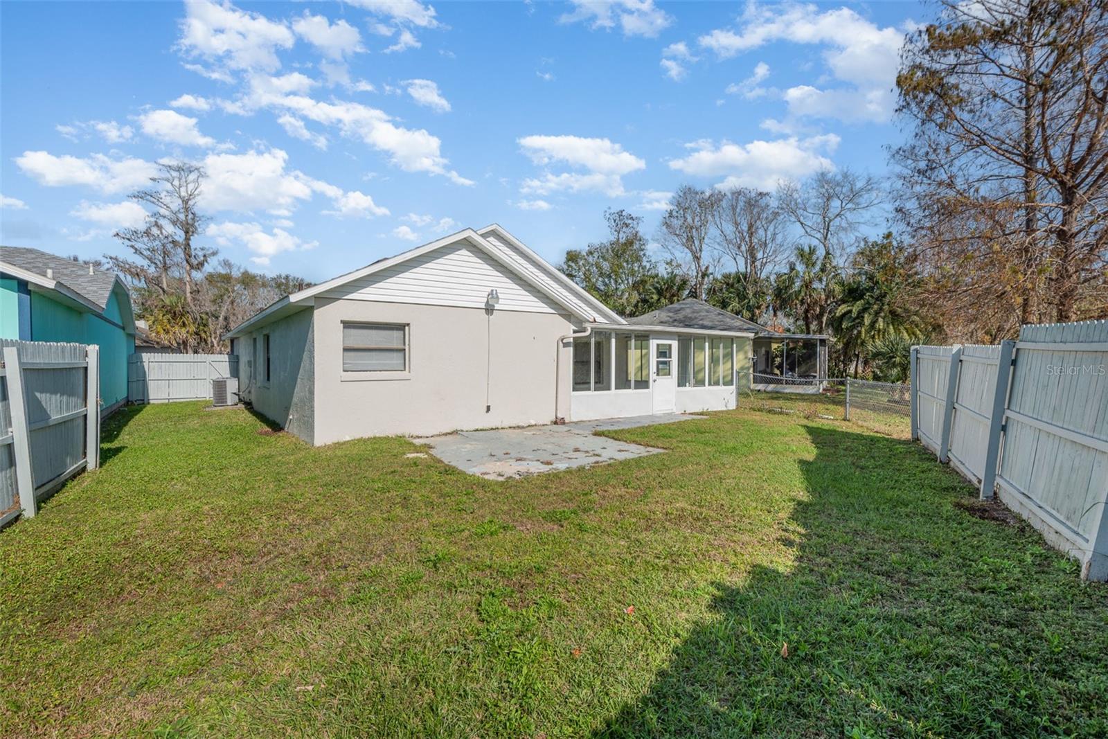 GROVES PH B - Residential Lease