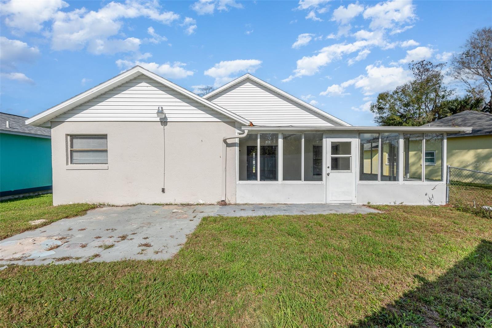 GROVES PH B - Residential Lease