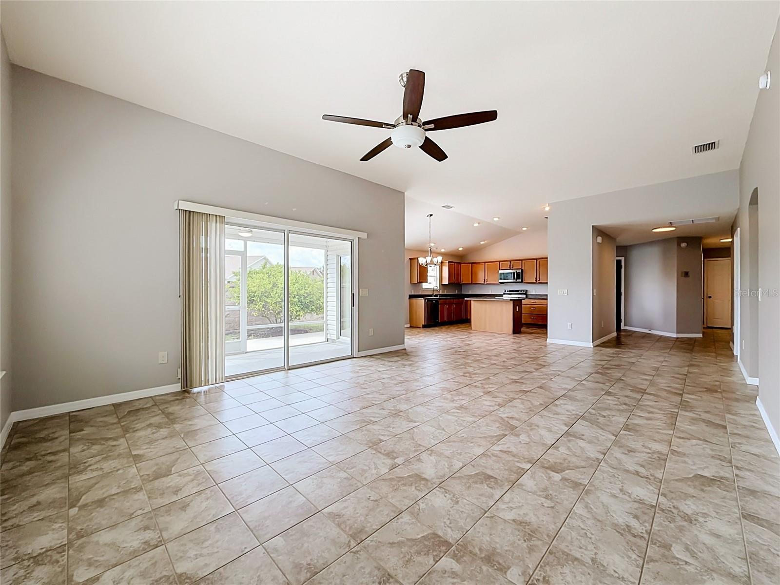VILLAGES OF SUMTER PERRY VILLAS - Residential
