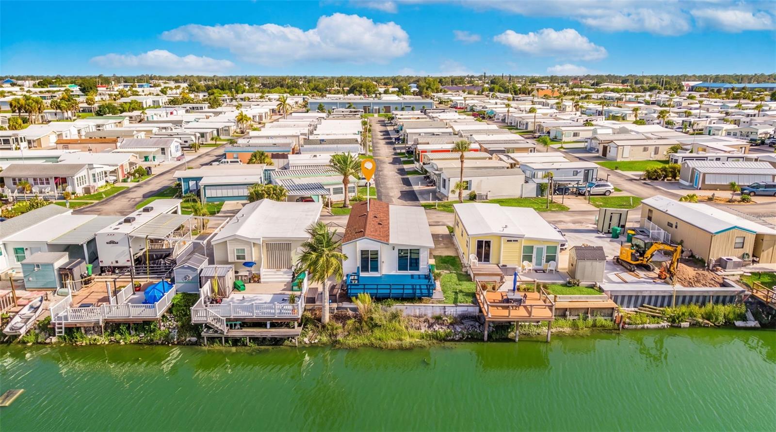 HOLIDAY TRAVEL PARK ENGLEWOOD - Residential