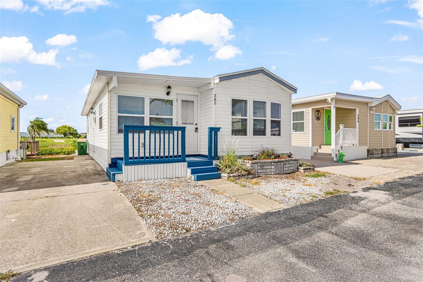 HOLIDAY TRAVEL PARK ENGLEWOOD - Residential