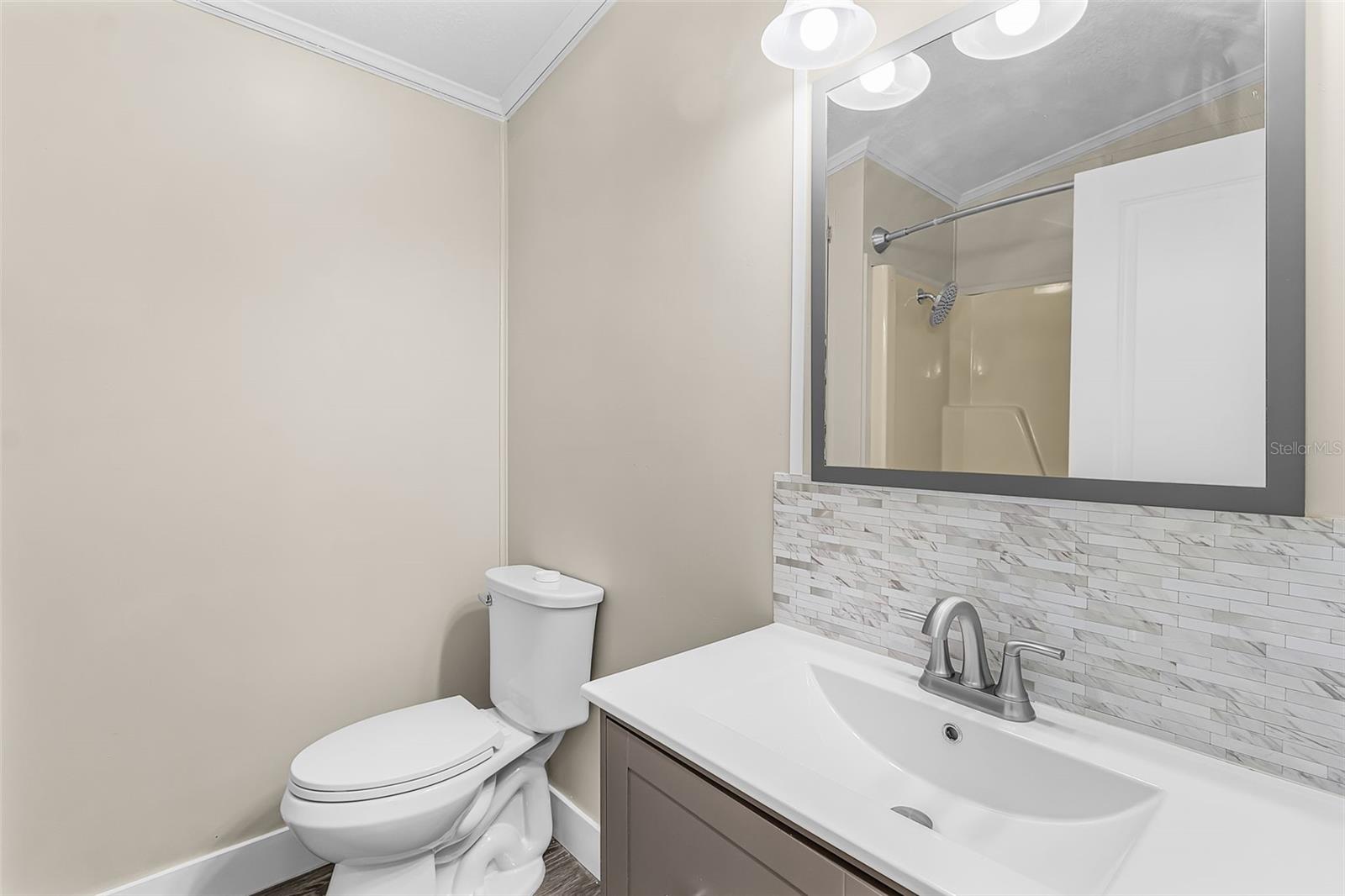 HOLIDAY TRAVEL PARK ENGLEWOOD - Residential