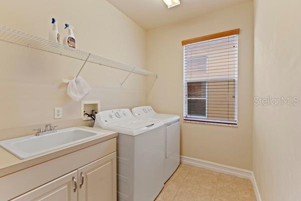 VALENCIA LAKES PH 2 - Residential
