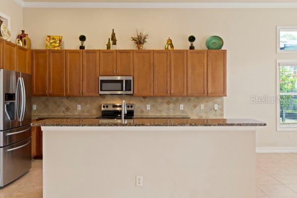 VALENCIA LAKES PH 2 - Residential