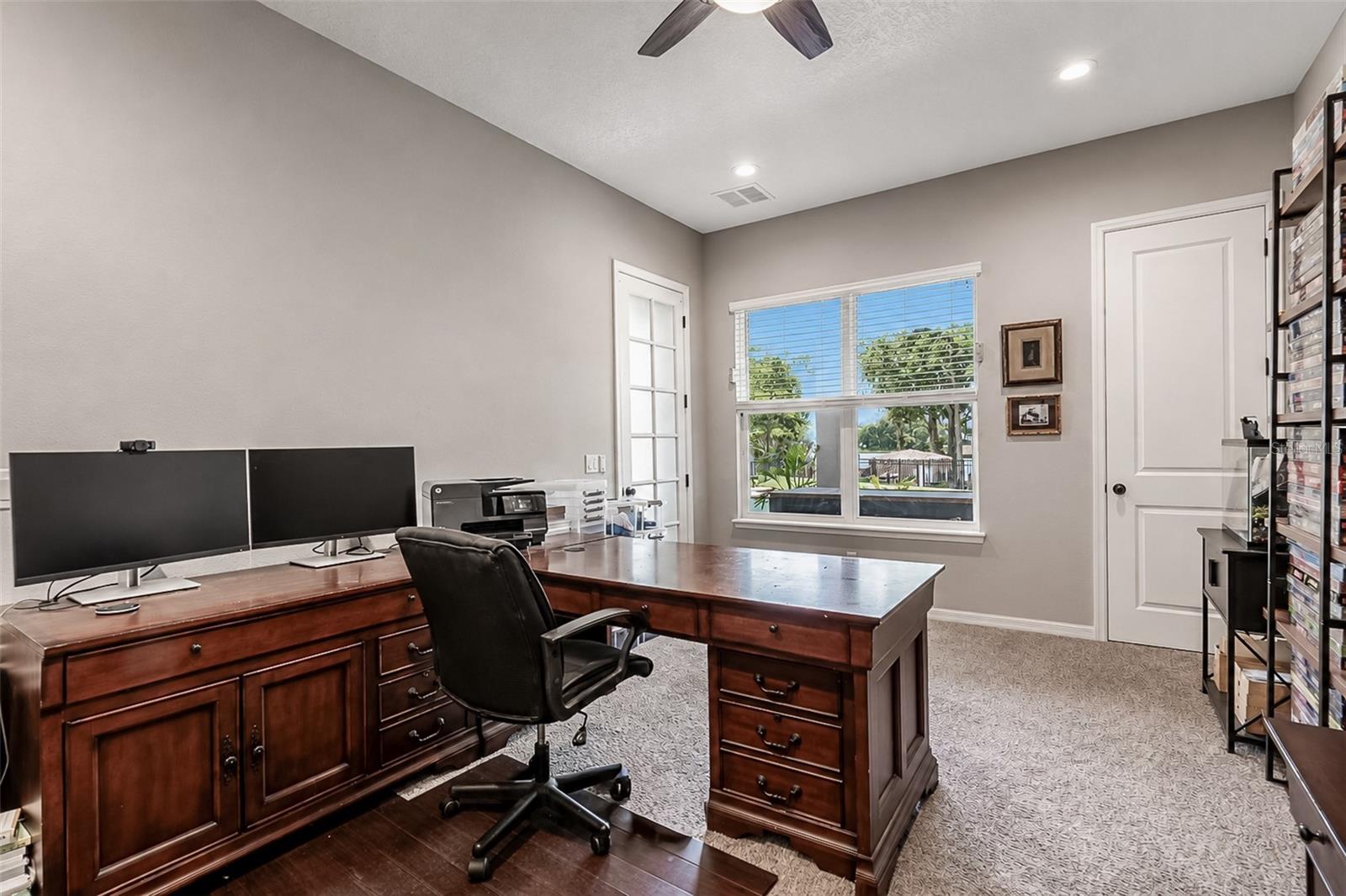 LAKE FLORENCE PRESERVE - Residential