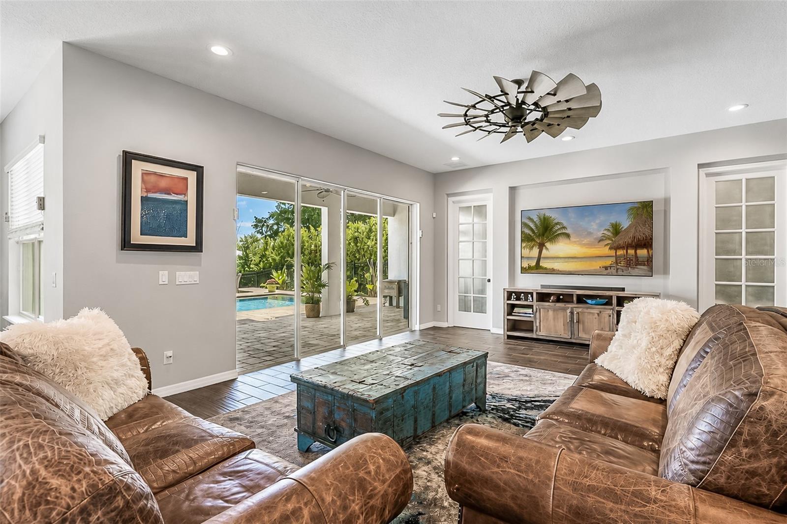 LAKE FLORENCE PRESERVE - Residential