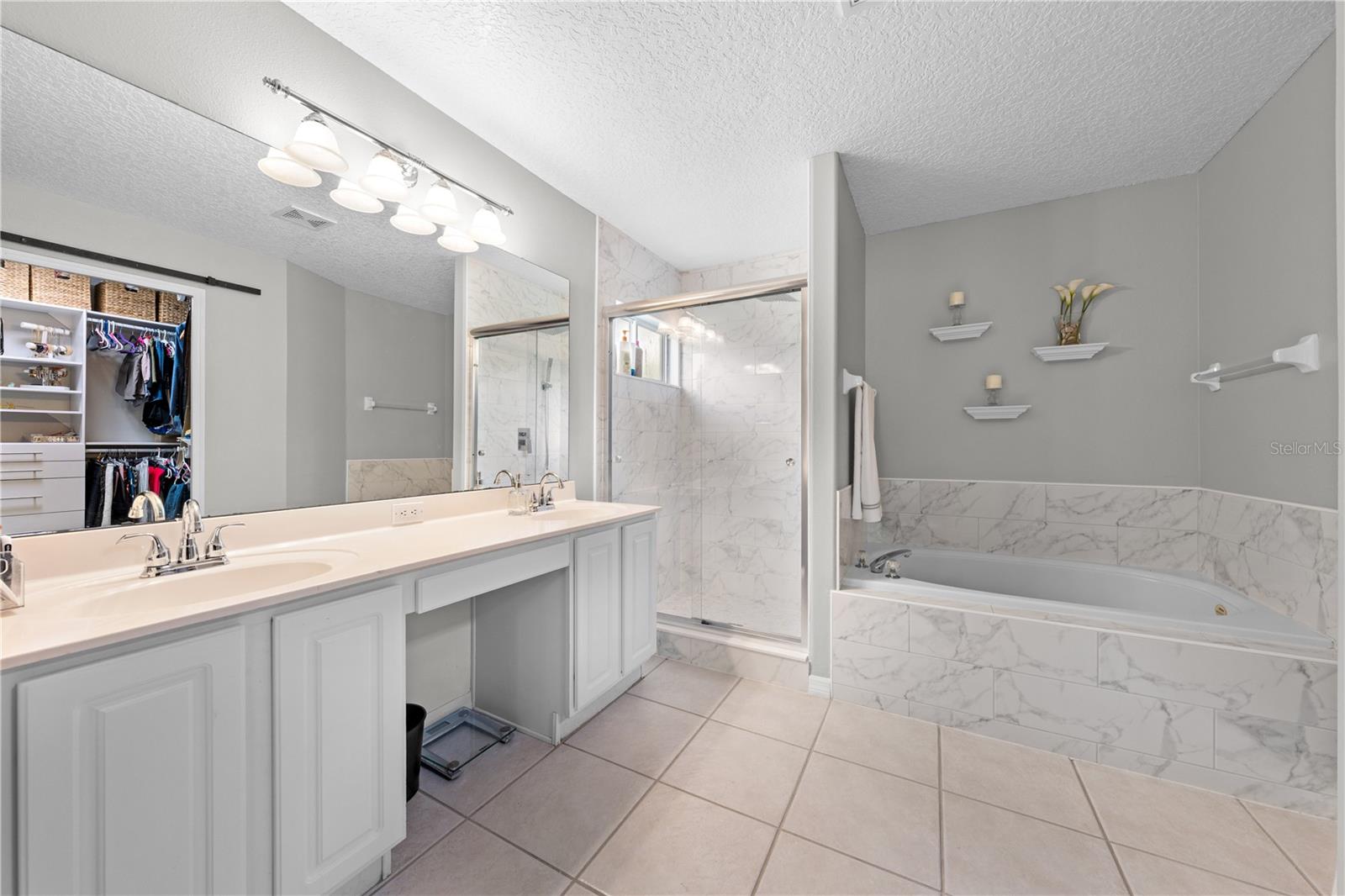 STONEYBROOK UNIT 7 - Residential