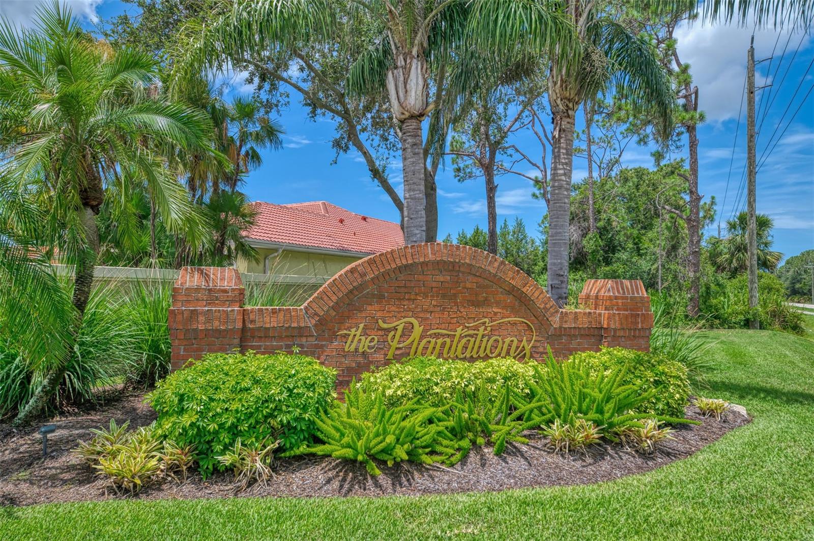 THE PLANTATIONS AT TARA GOLF & CTRY CLUB - Residential
