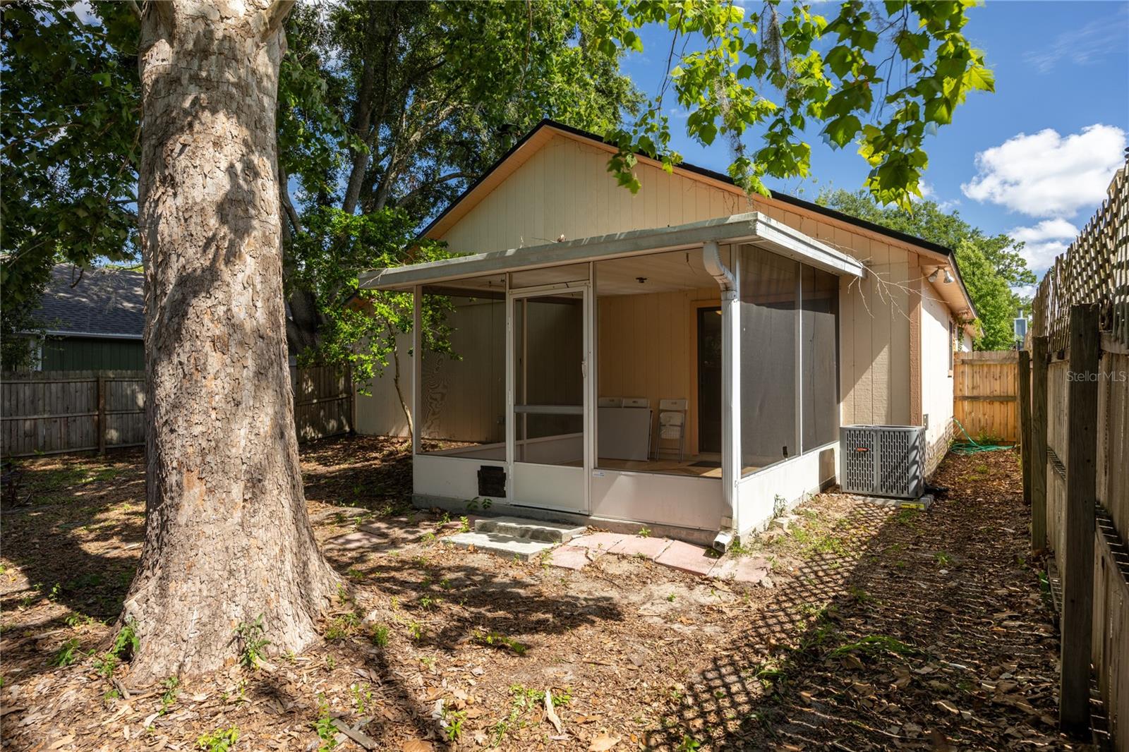 SERENOLA MANOR UNIT 3-A - Residential