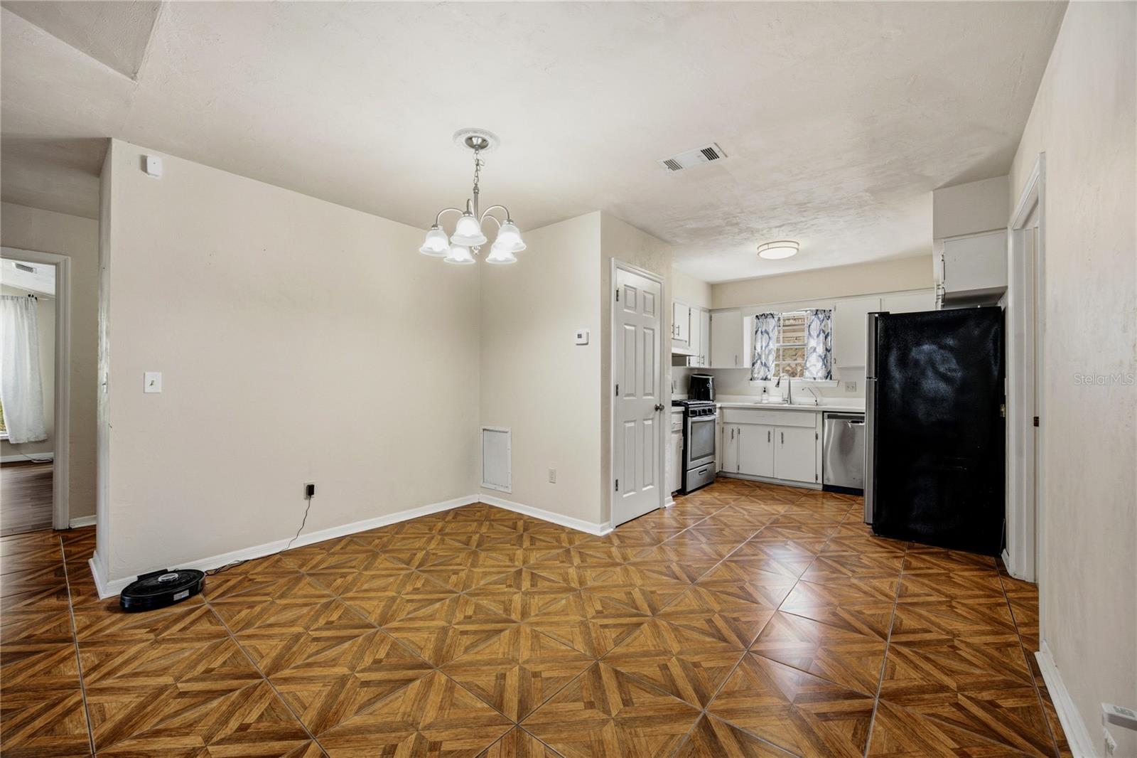 SERENOLA MANOR UNIT 3-A - Residential