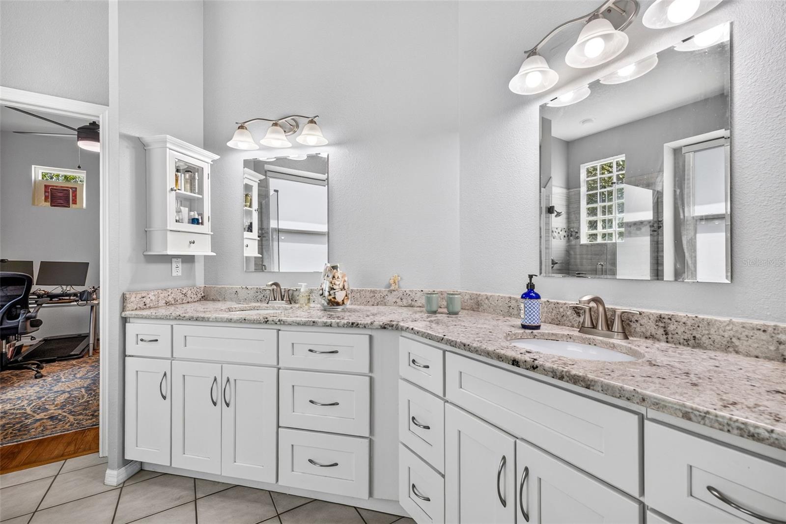 WESTCHASE SEC 225,227,229 - Residential
