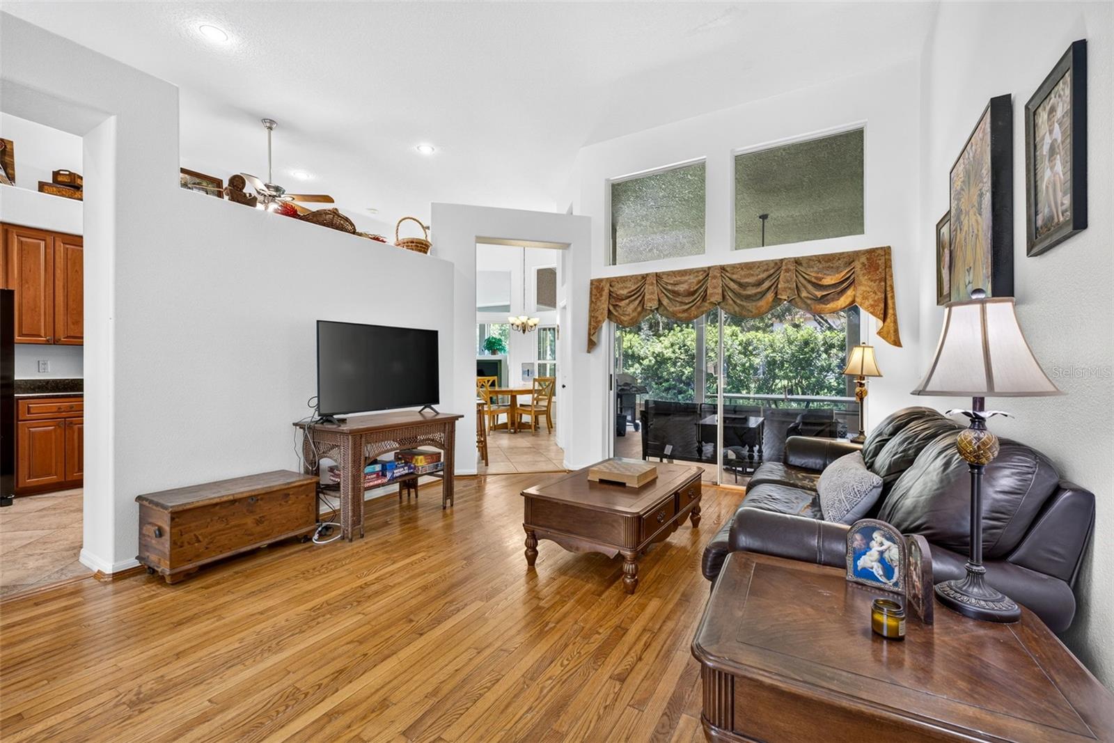WESTCHASE SEC 225,227,229 - Residential