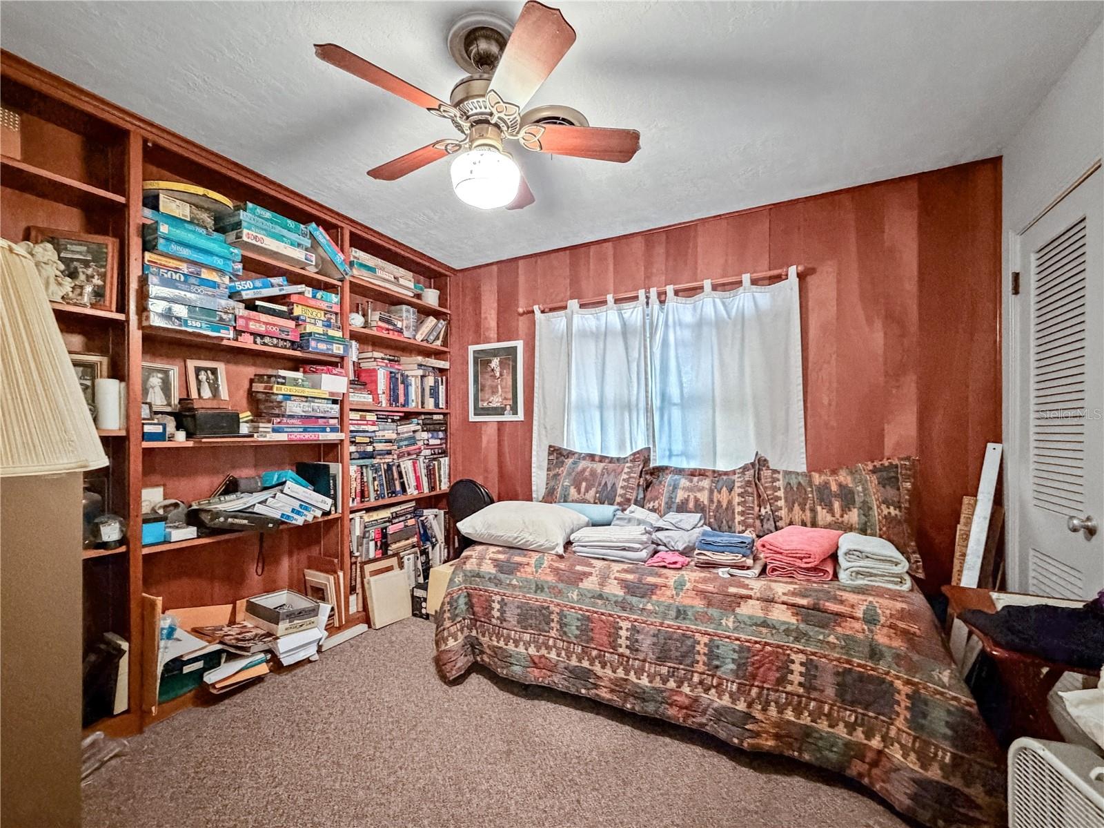 ENGLISH ESTATES UNIT 2 - Residential