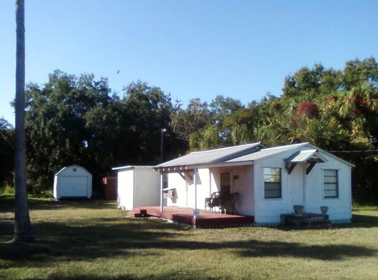 Incredible South Tampa rental opportunity at just $1,800/month. This 2 bedroom, 1 bathroom home sits on 1.2 acres of completely private, open land while still being only 8 miles from downtown and minutes to Tampa’s top hotspots. Homes like this almost never come up for rent in Tampa at this price. Inside you’ll find solid wood flooring throughout, an in-unit washer and dryer, and a back patio overlooking the full property ideal for relaxing and enjoying the space you have. The location offers immediate access to MacDill Air Force Base, making it perfect for military personnel, families, or anyone wanting true quiet and privacy without giving up convenience. First month’s rent and a $1,200 security deposit are required to move in. Tenant covers utilities; lawn care is included. Application is free, with a $32 background and credit check. Available June 16, 2026. Reach out to schedule a tour.