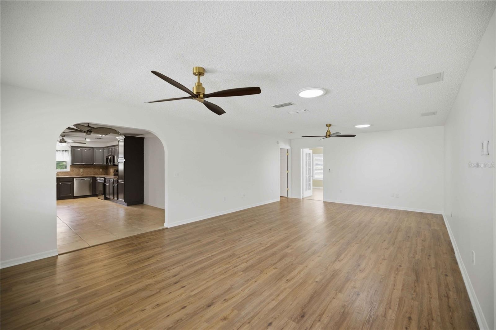 SPRUCE CRK SOUTH - Residential