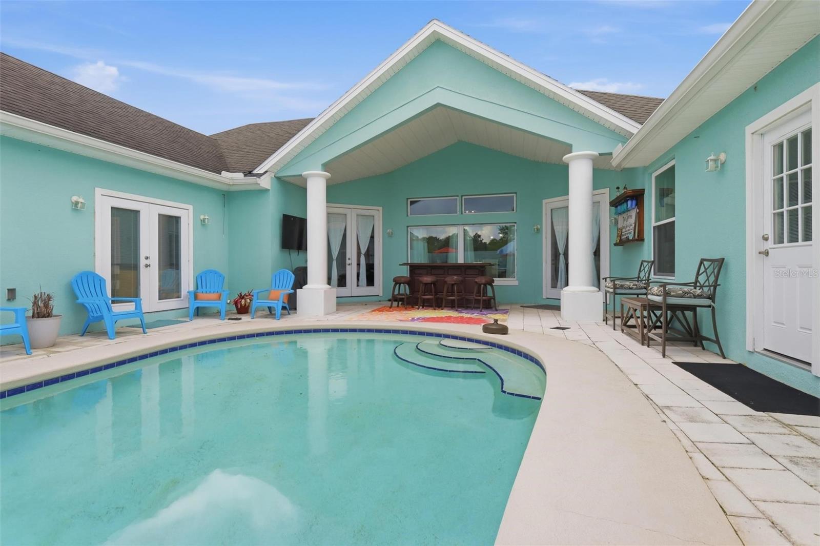 LATITUDE/DAYTONA BEACH CLOAR - Residential