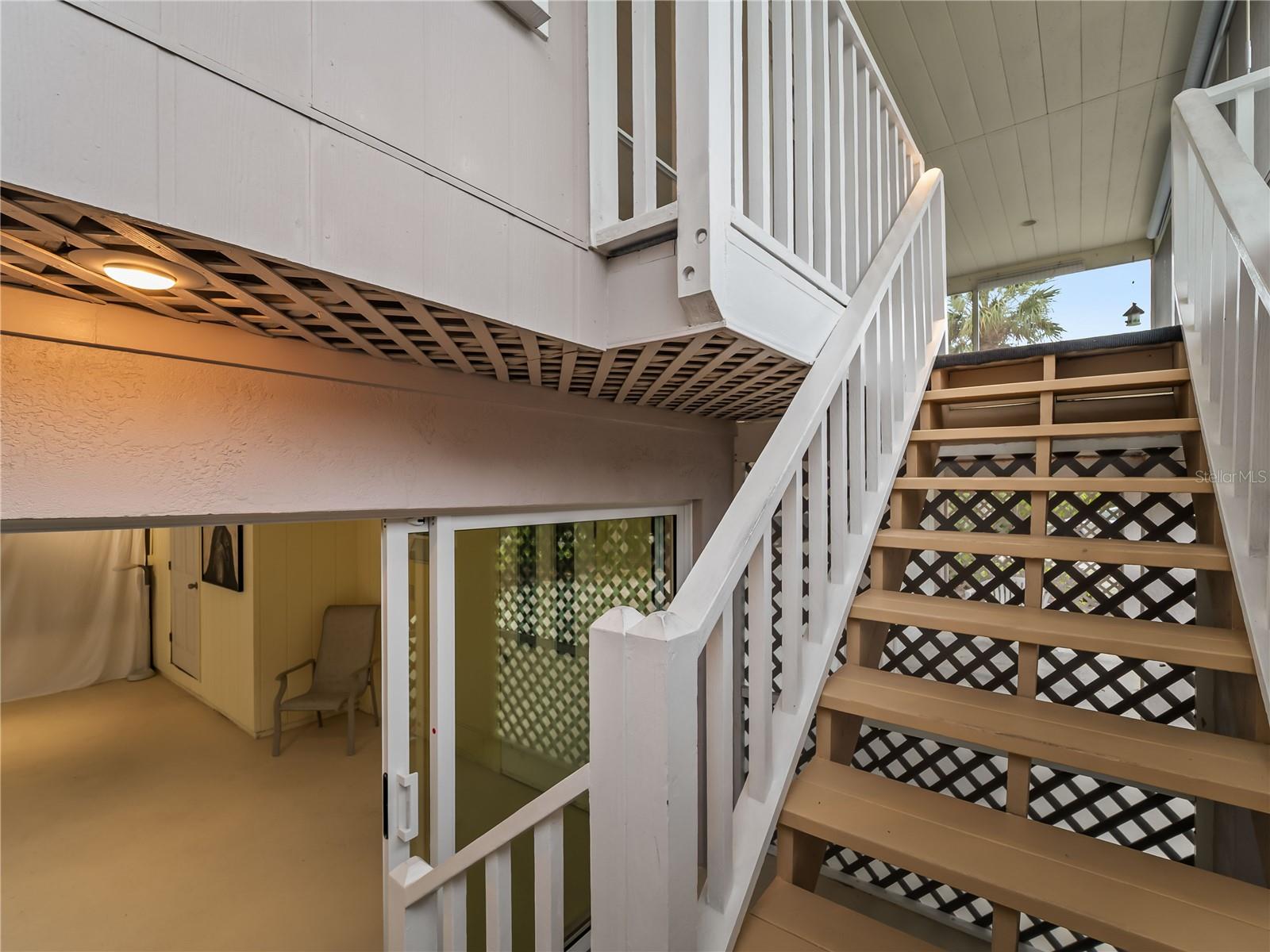 SOUTH VENICE - Residential