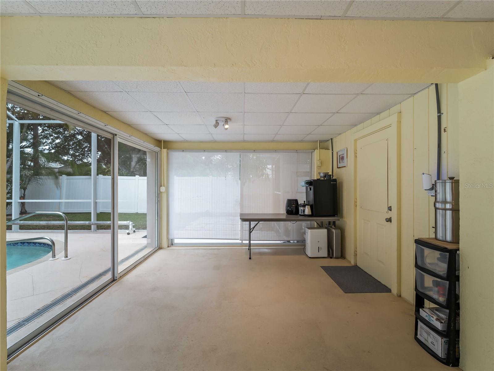 SOUTH VENICE - Residential