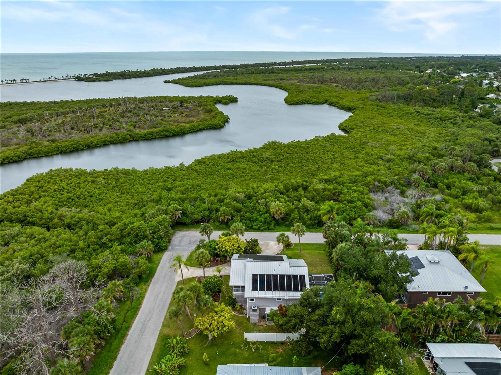 SOUTH VENICE - Residential