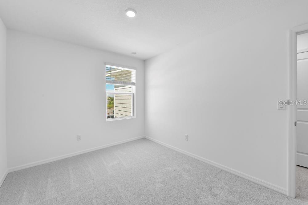 3432 - VINTERRA TOWNHOMES - Residential Lease