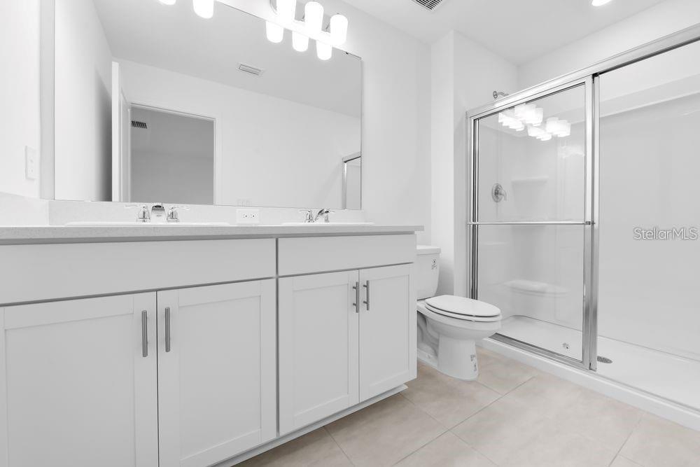 3432 - VINTERRA TOWNHOMES - Residential Lease